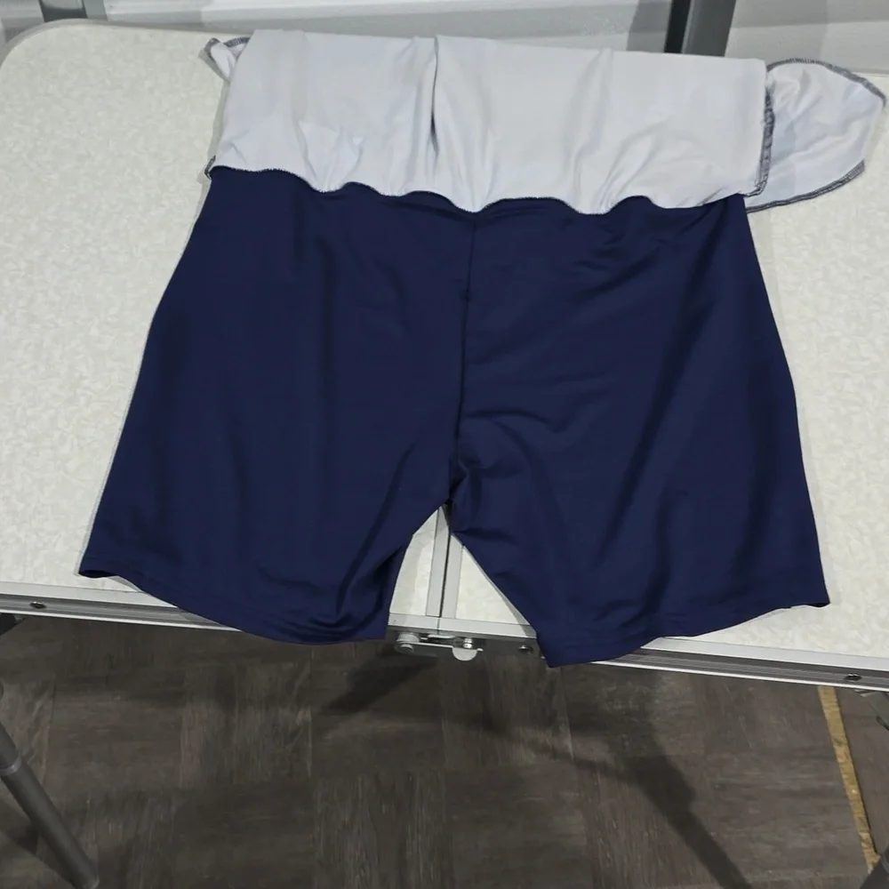 Lafaris brand skirt‎ with built-in shorts Blue camo pattern size Large